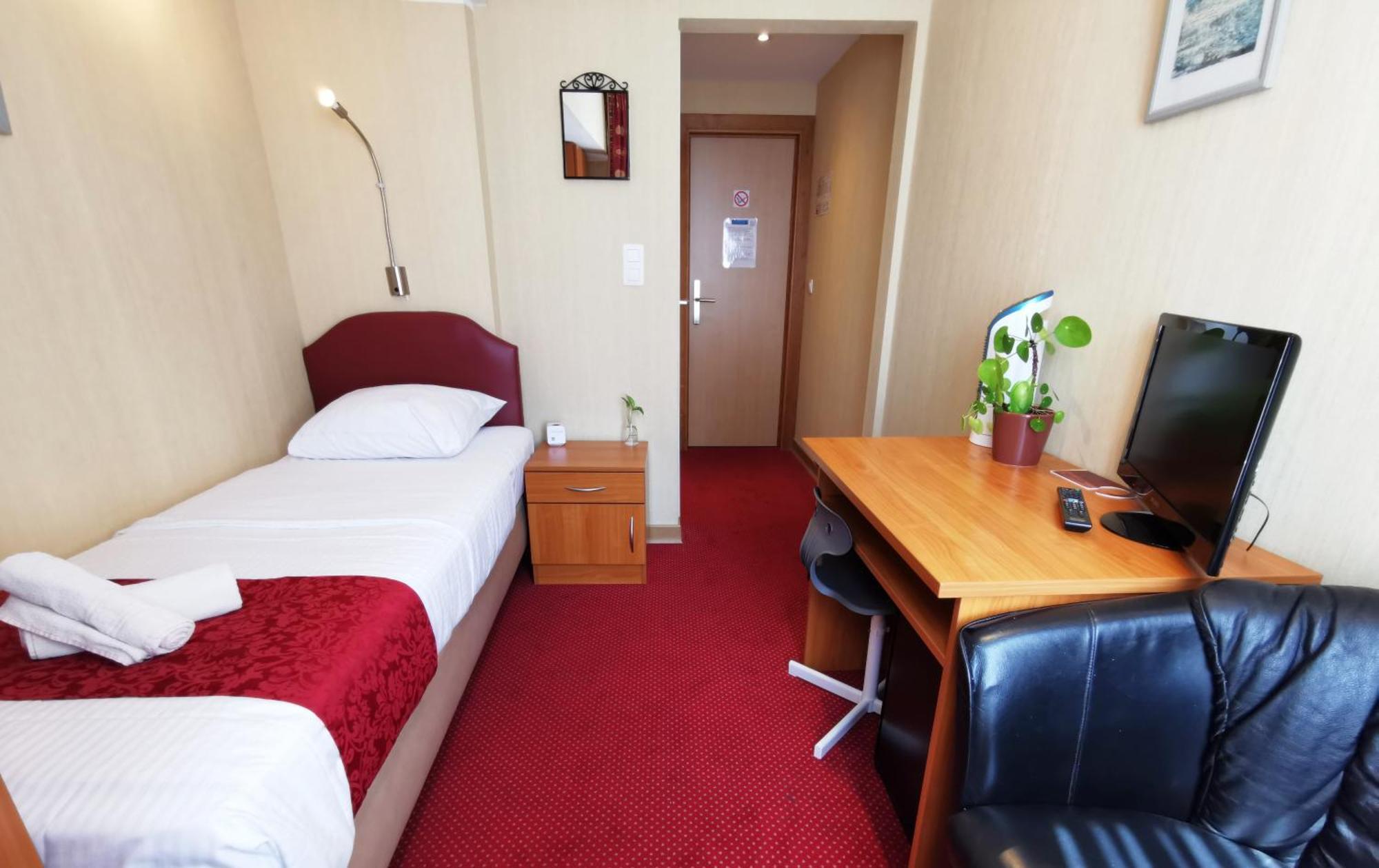 Hotel Cardiff Oostende Quarto foto